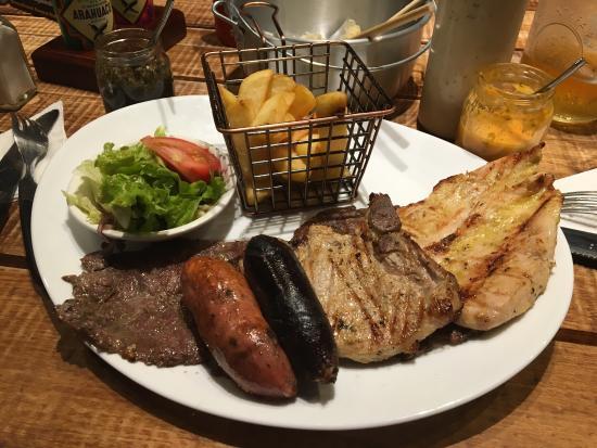 El Rey de Las Menestras Beer & Grill